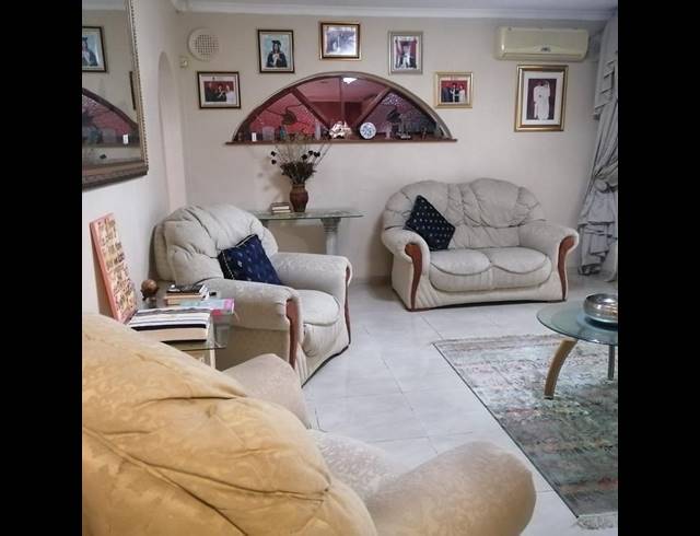 6 BEDROOM HOUSE FOR SALE IN ESCOMBE